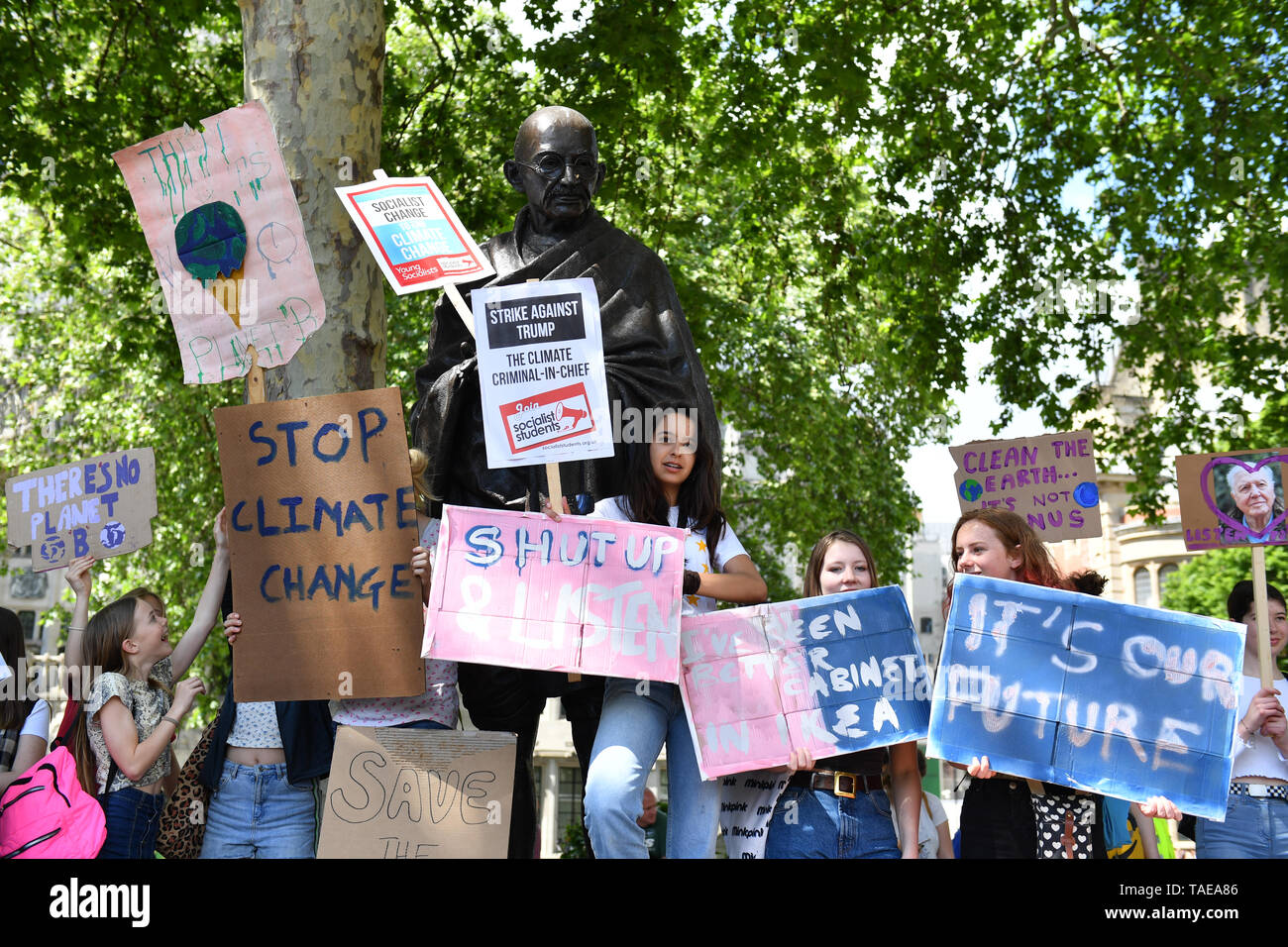 UK students take part in a strike for the climate crisis in Westminster, London, as demonstrations are planned in towns and cities across the UK as part of the YouthStrike4Climate movement. Stock Photo