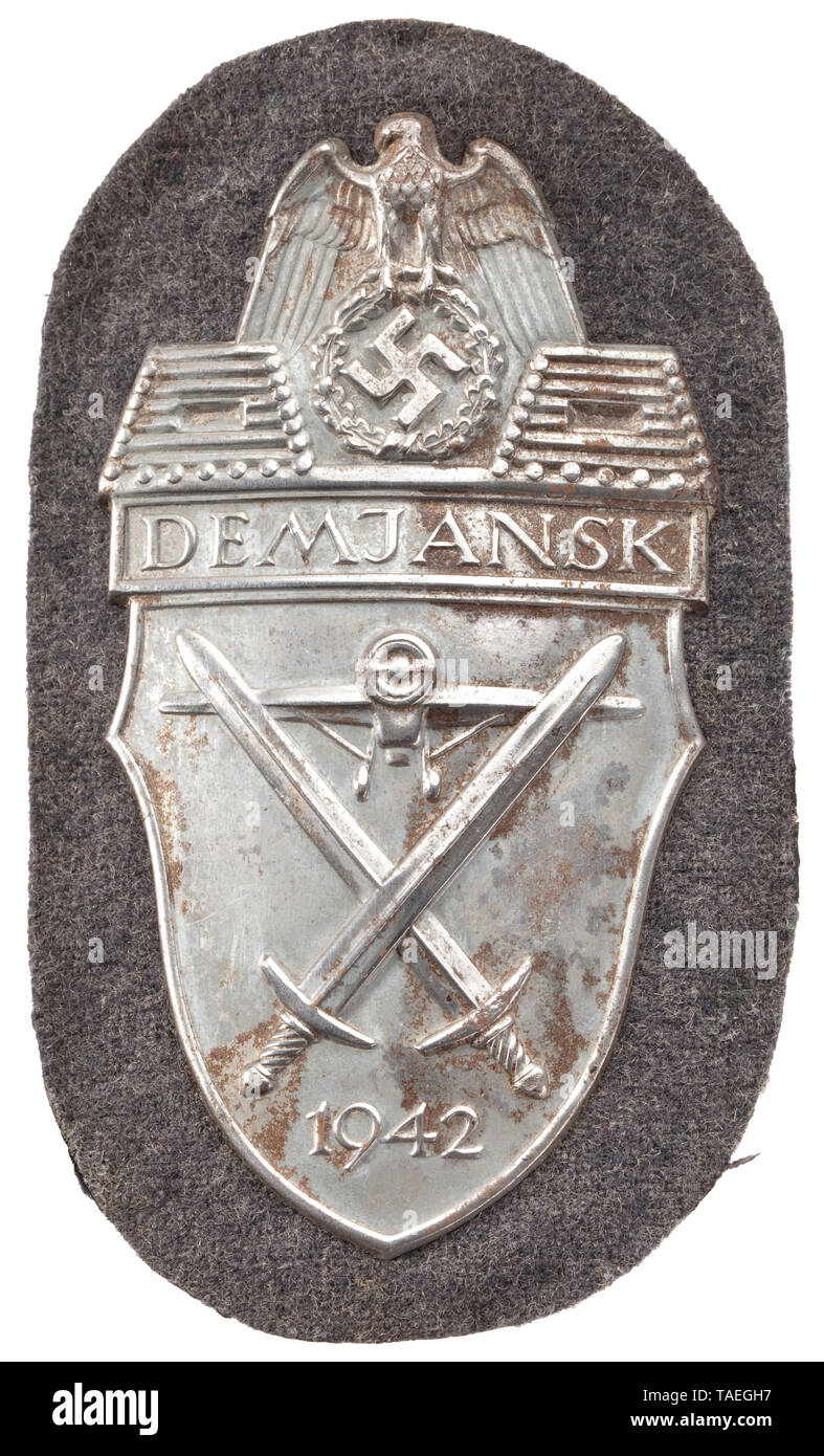 A sleeve shield Demjansk for Luftwaffe members Versilbertes