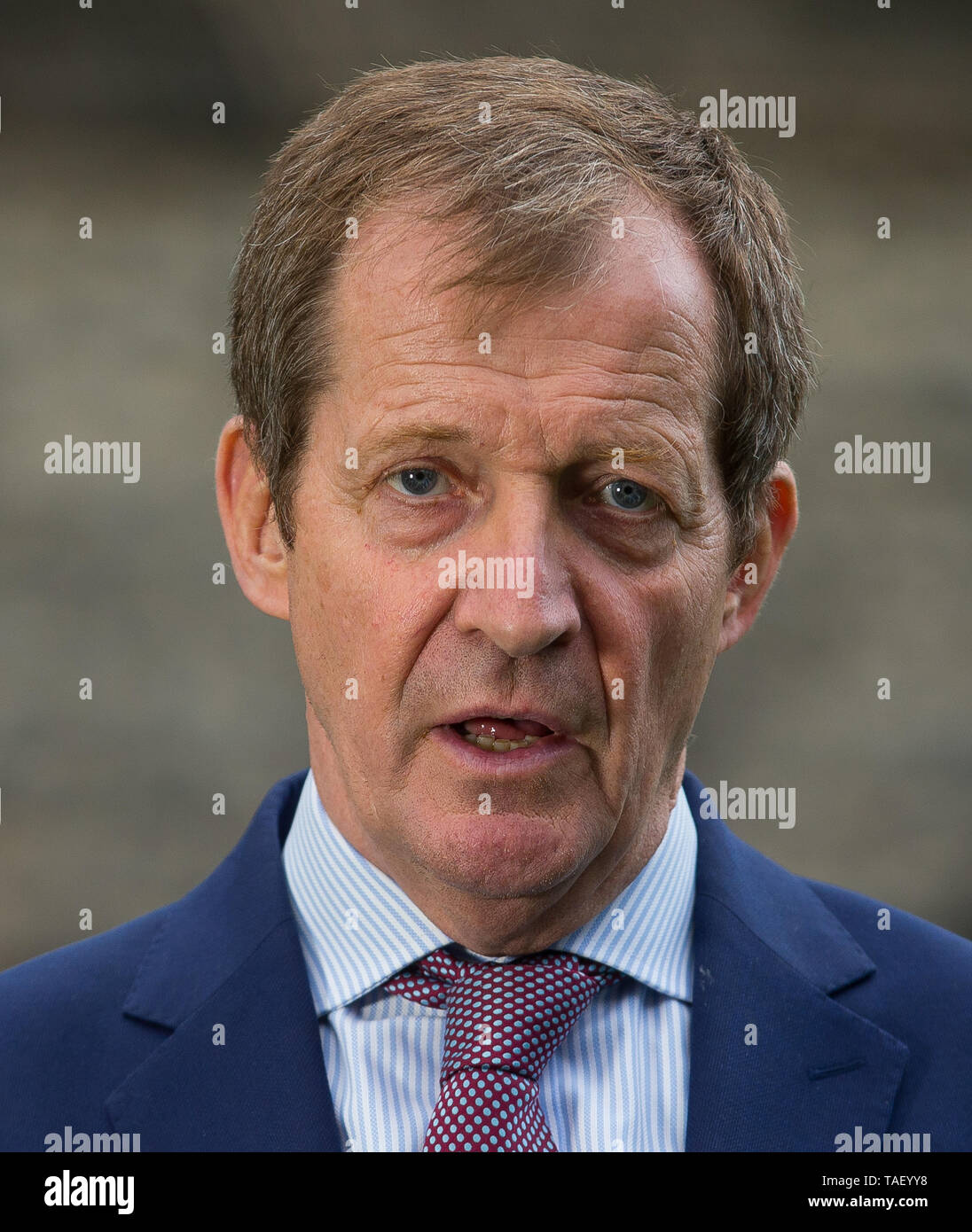 Alastair Campbell speaks to Media on College Green, Westminster, on the day Theresa May announced she would stand down as Leader of The Conservative P Stock Photo
