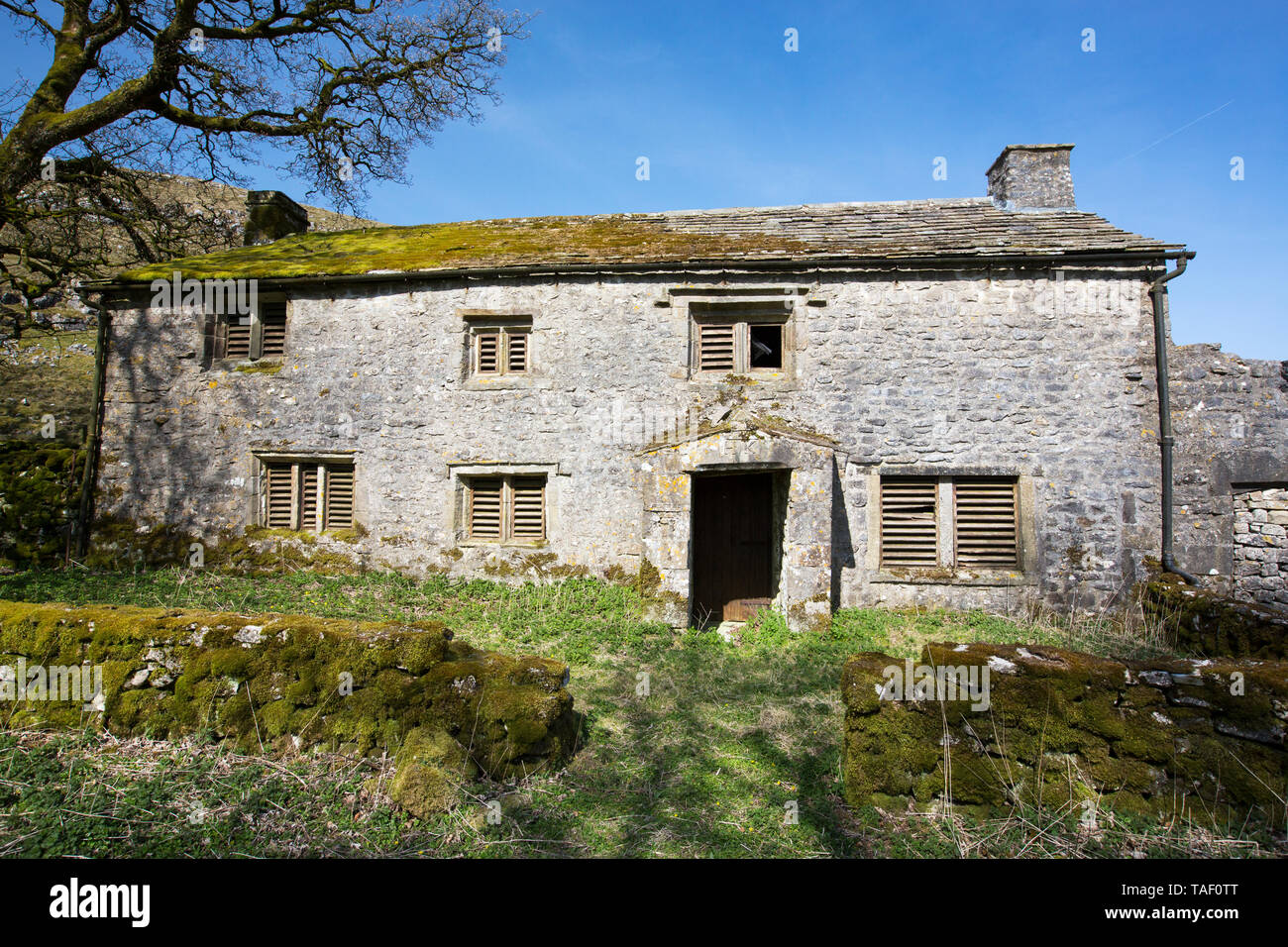 An old abandoned farmhouse at High Midge Hills above Malham Tarn