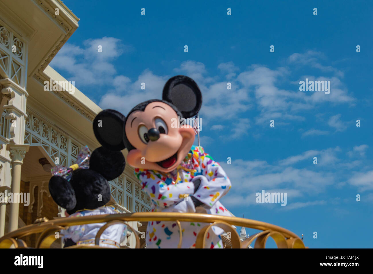 A day in Disneyland with Mickey Mouse to celebrate Lunar New Year. - Gucci  Stories