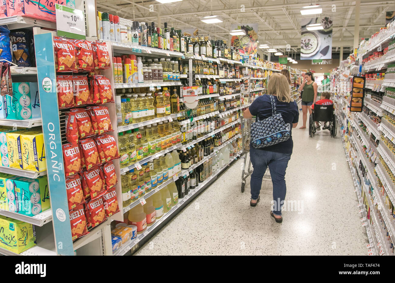 Fort Lauderdale, FL, 5/15/2019: People are shopping at a Publix supermarket. Stock Photo