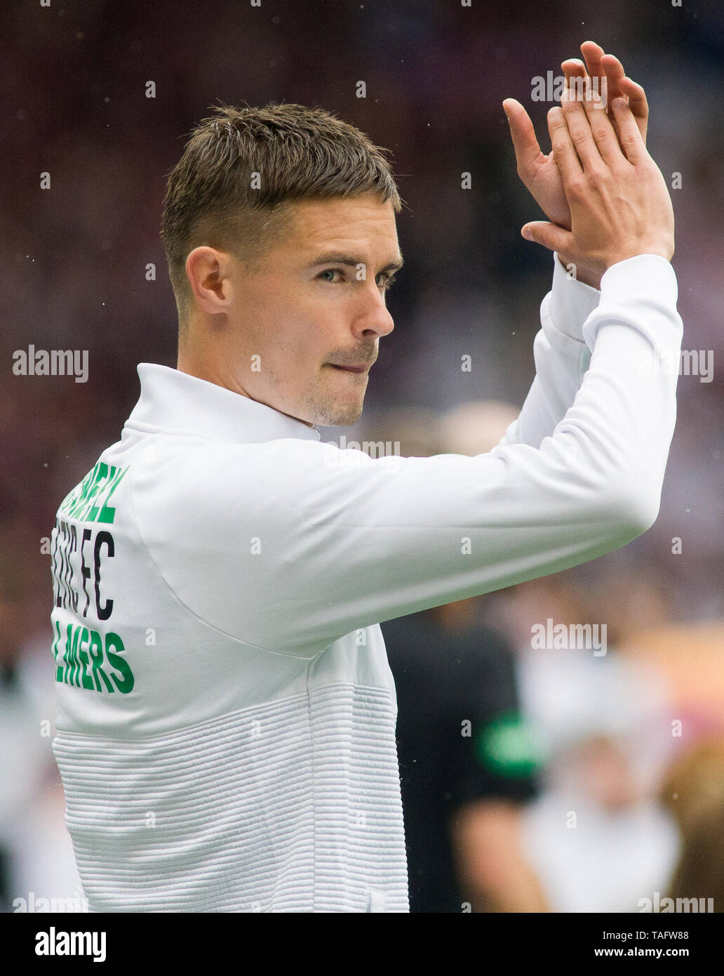 Glasgow, Scotland, May 25th 2019. Mikael Lustig of Celtic during the William Hill Scottish Cup final between Celtic and Hearts at Hampden Park on May 25th 2019 in Glasgow, Scotland. Editorial use only, licence required for commercial use. No use in Betting, games or a single club/league/player publication. Credit: Scottish Borders Media/Alamy Live News Stock Photo