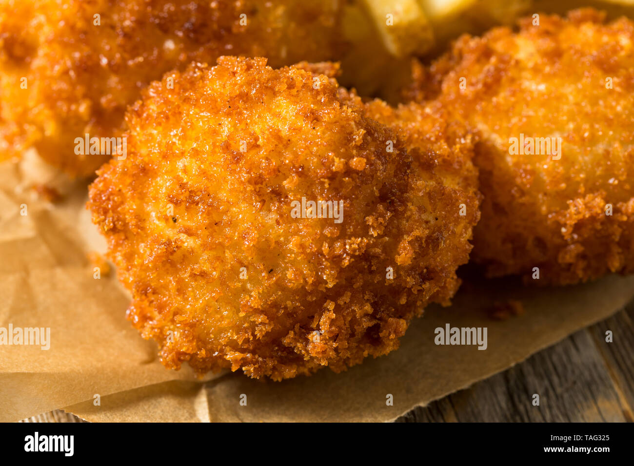 Homemade Deep Fried Scallops with French Fries Stock Photo Alamy