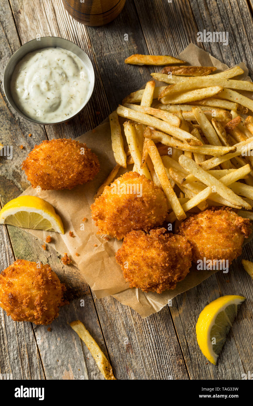Homemade Deep Fried Scallops with French Fries Stock Photo Alamy