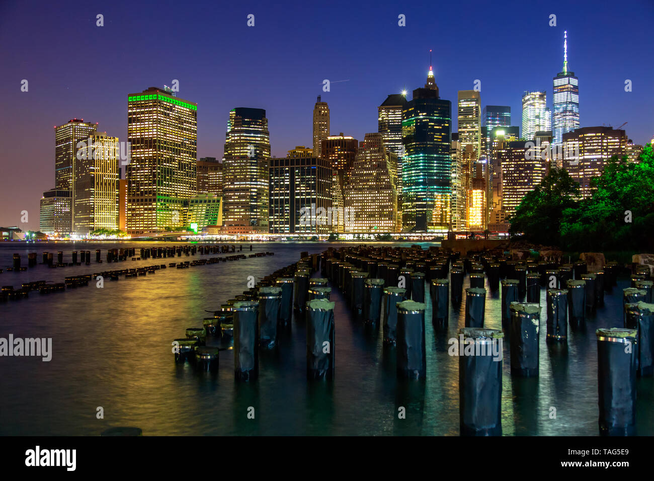 Lower Manhattan at night in New York City Stock Photo