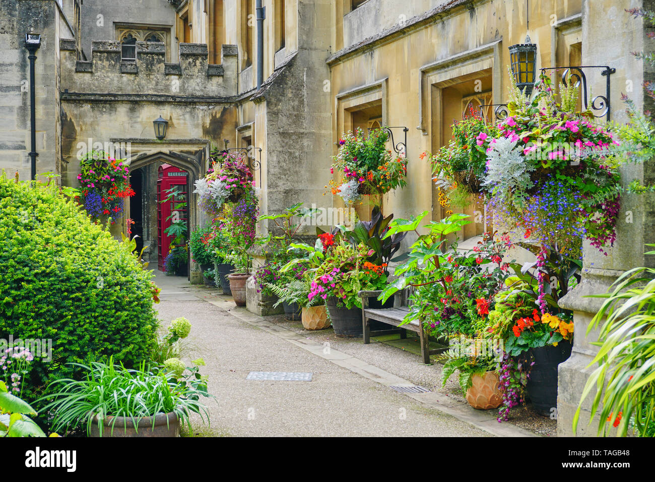 Beautiful Buildings and Gardens of Magdalen College, Oxford England Stock Photo