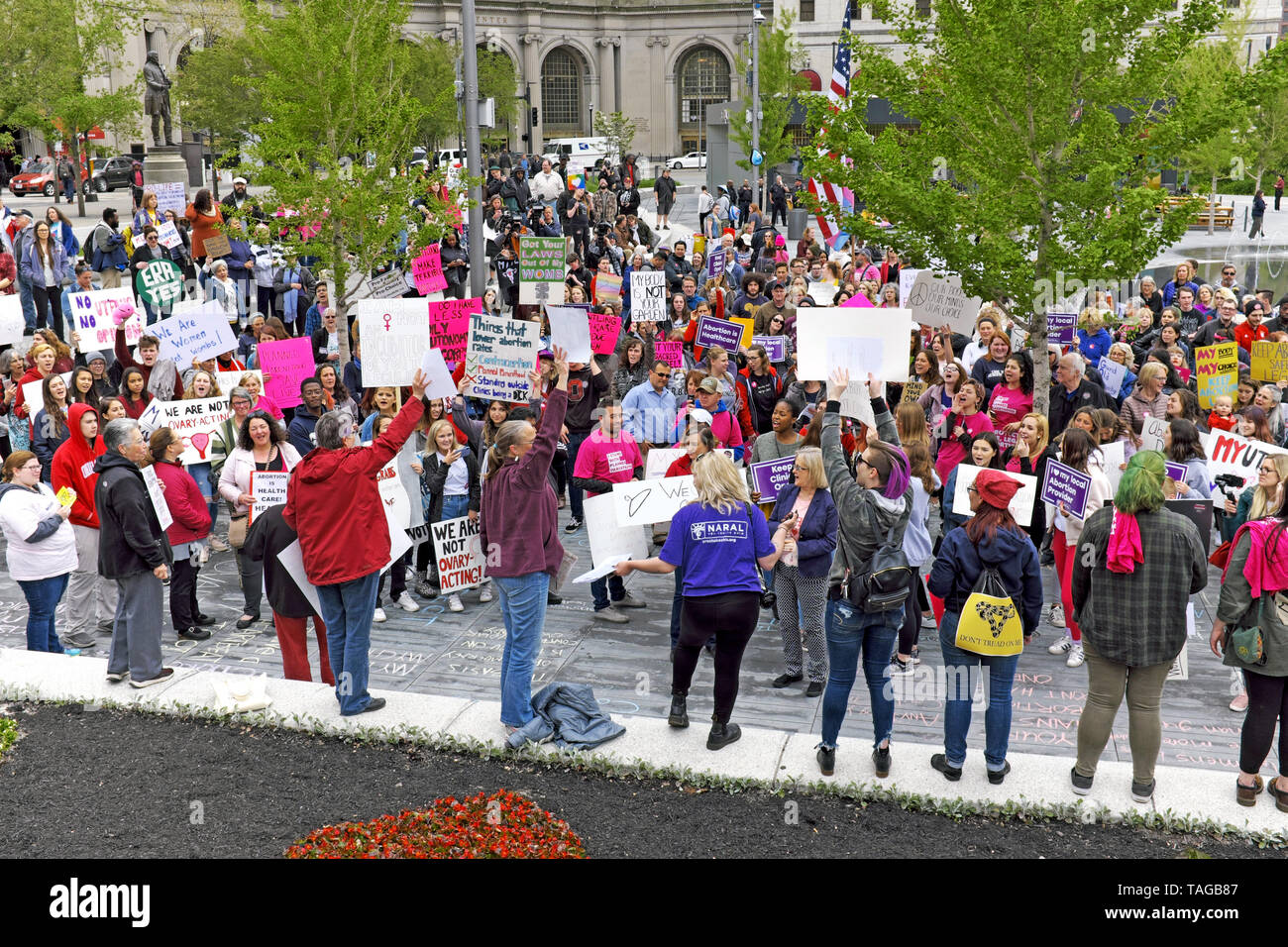 Pro-choice demonstrators protest in Public Square in downtown Cleveland, Ohio, USA against changes to Ohio abortion laws and reproductive rights. Stock Photo