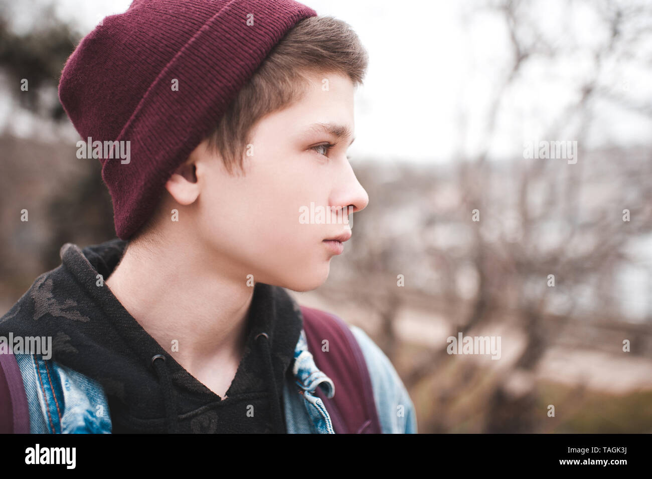 16 year old boy hi-res stock photography and images - Alamy