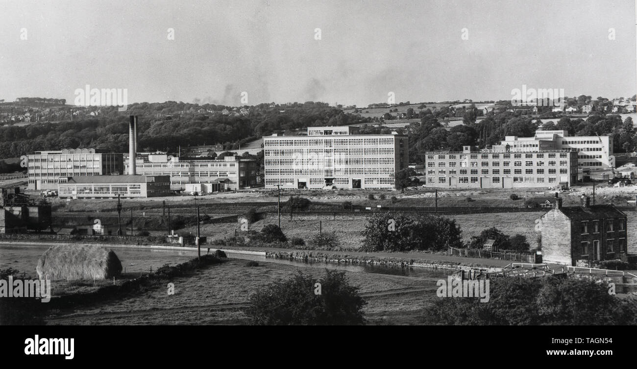 Factory Exterior 1960s High Resolution Stock Photography And Images Alamy