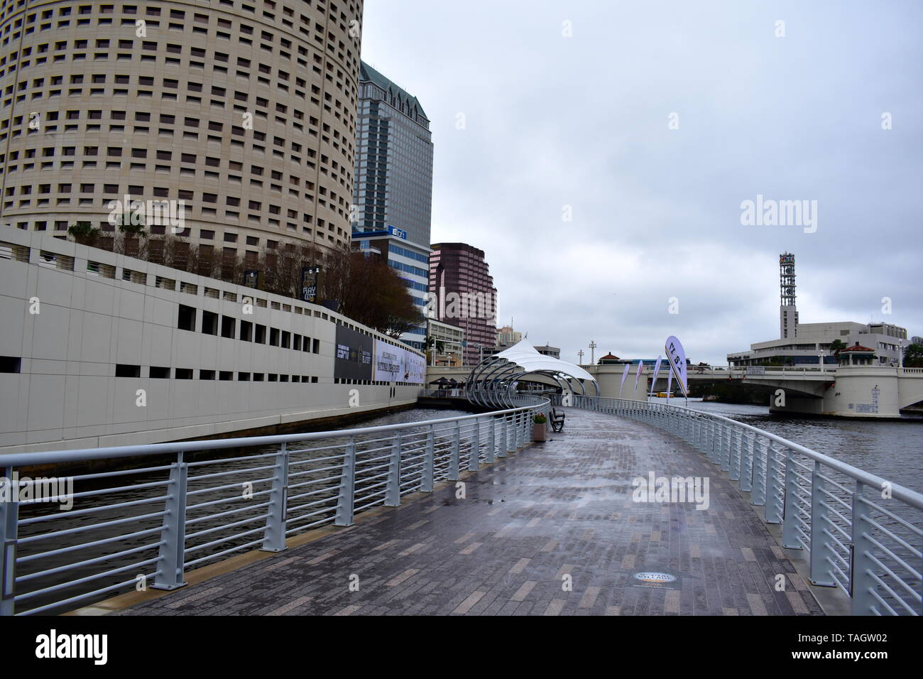 Saturday, January 30, 2021; Tampa, FL, USA; Fans pose for a photo at the Super  Bowl Experience at Tampa Riverwalk. The Tampa Bay Buccaneers will hos Stock  Photo - Alamy