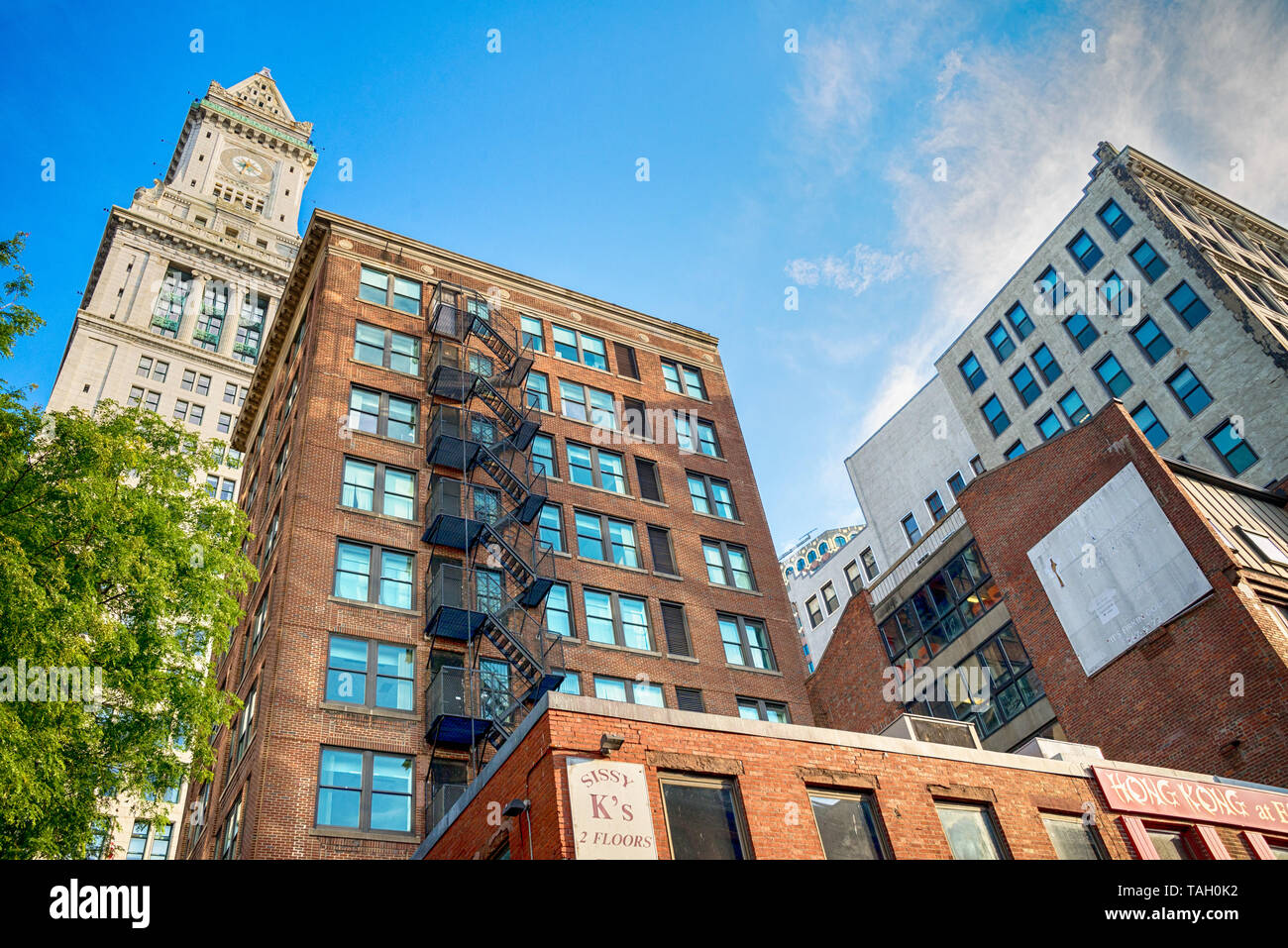 The famous Boston Custom House Stock Photo Alamy