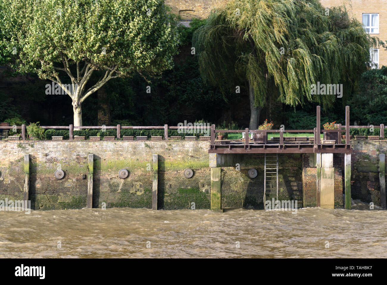 Little dock in river hi res stock photography and images Alamy