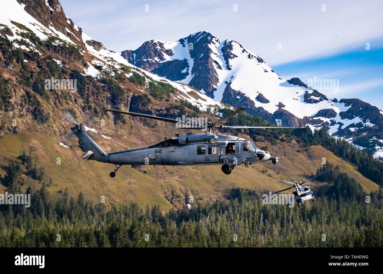 North sea helicopters hi-res stock photography and images - Alamy
