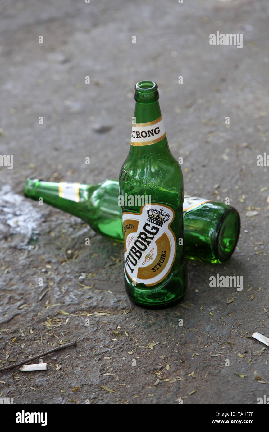 tobacco beer Beer bottles and cigarettes hi-res stock photography and images
