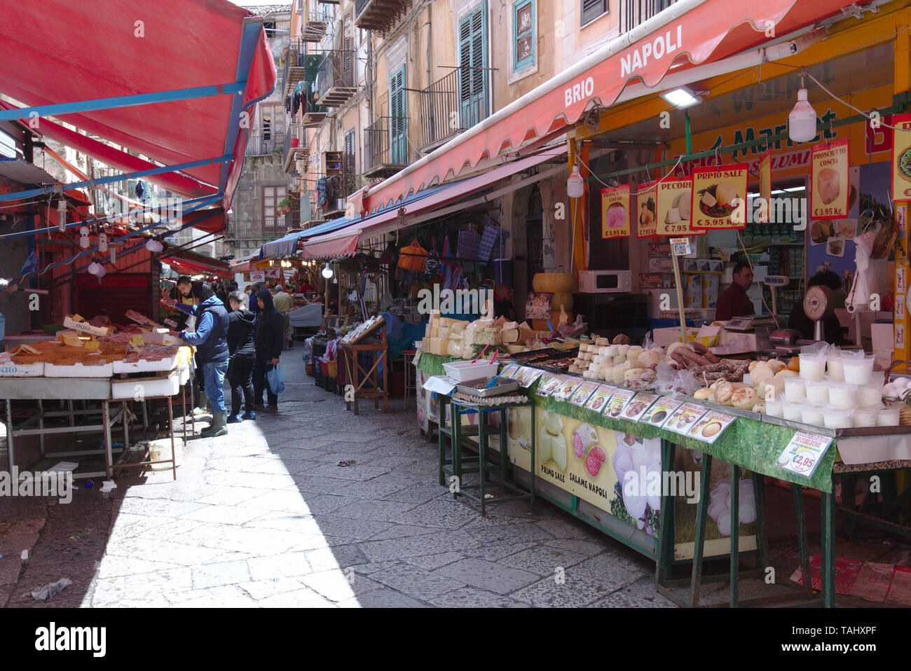 Market in palermo hi-res stock photography and images - Alamy