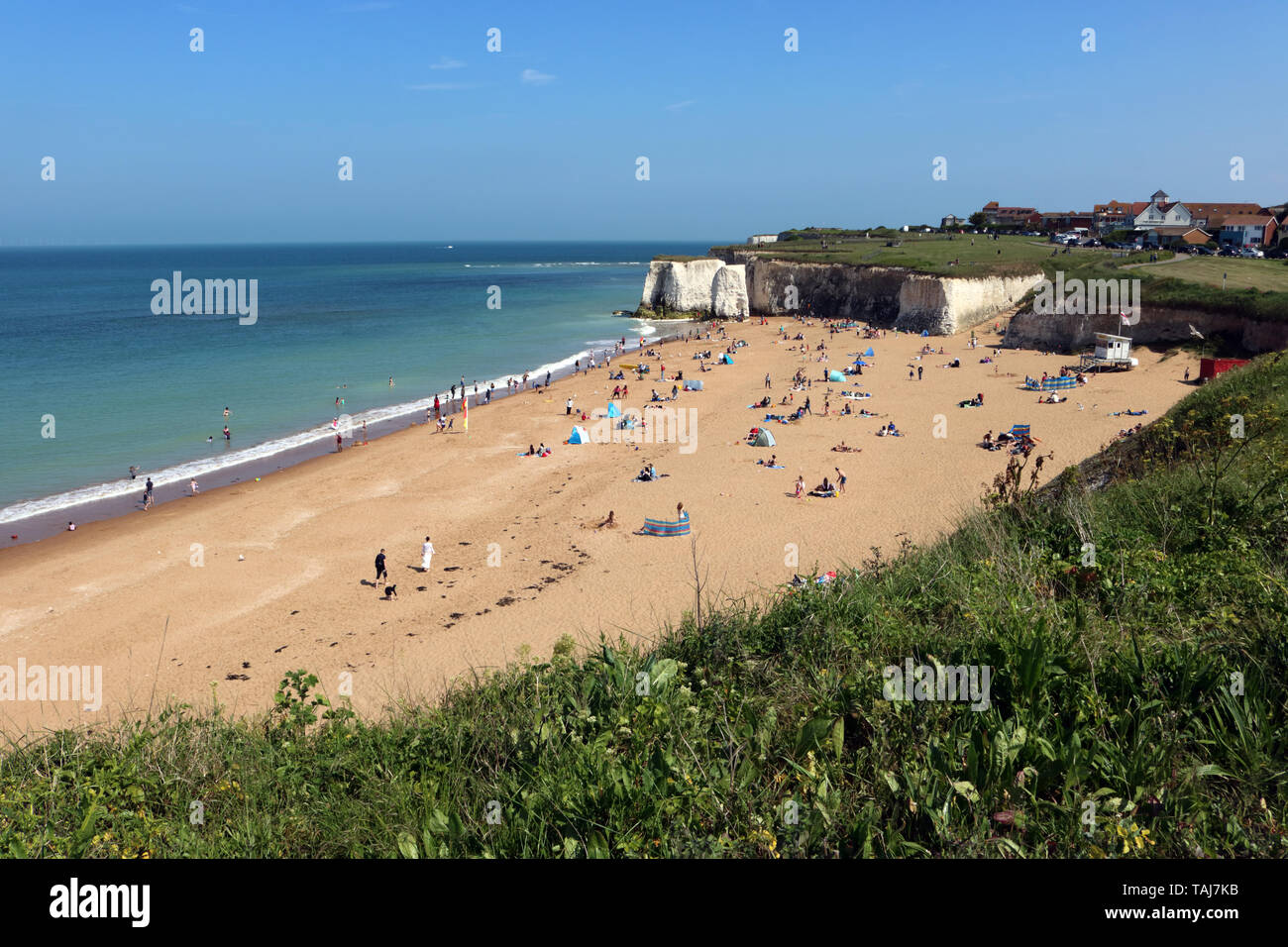 Botany Bay, Broadstairs, Kent, England. 25th May 2019. A lovely warm