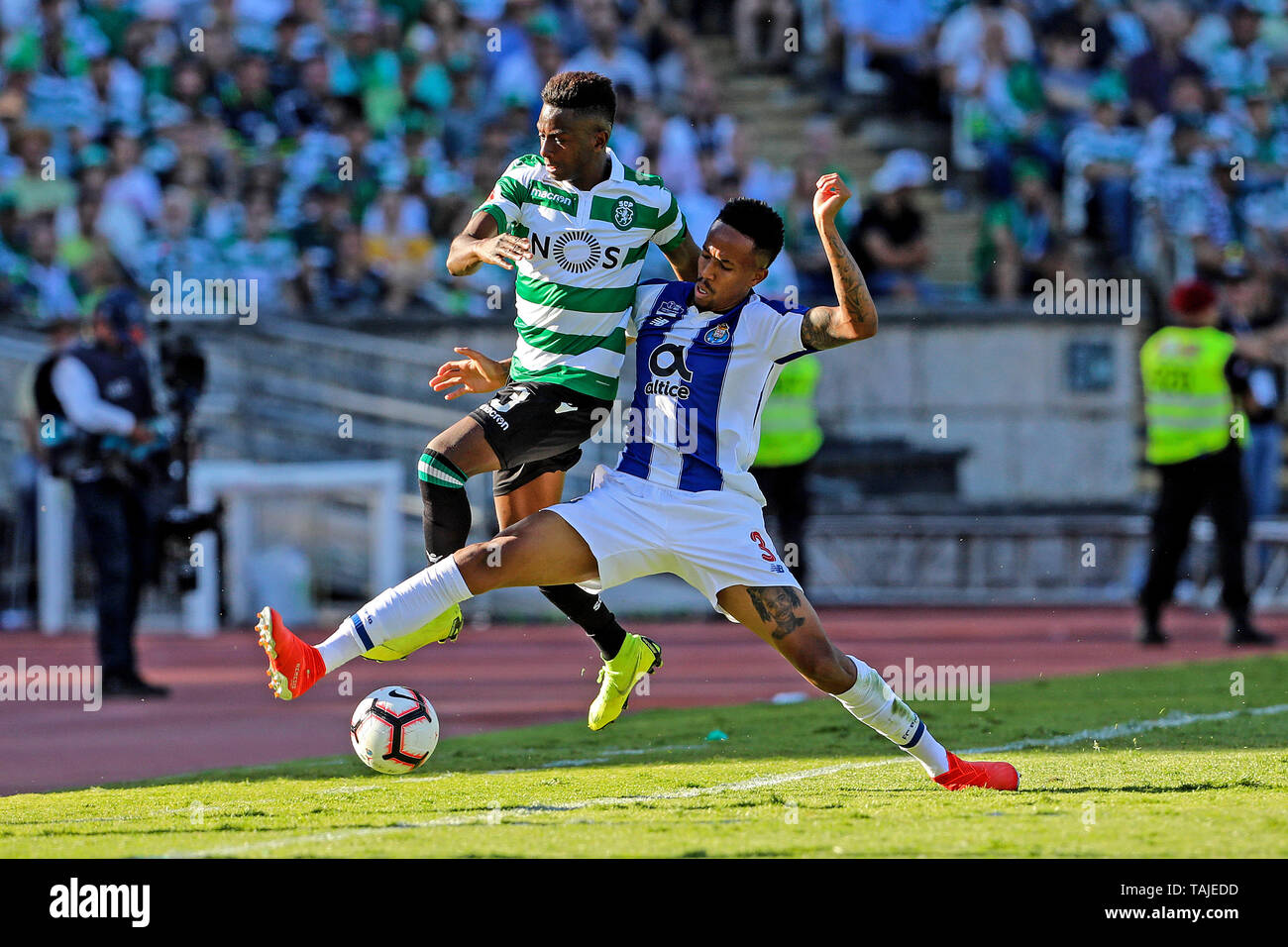 Abdoulay Diaby of Sporting CP (L) vies for the ball with Éder Militão of FC Porto (R) during the Cup of Portugal Placard 2018/2019, Final - football match between Sporting CP vs FC Porto. (Final score: Sporting CP 2(5) - 2(4) FC Porto) Stock Photo