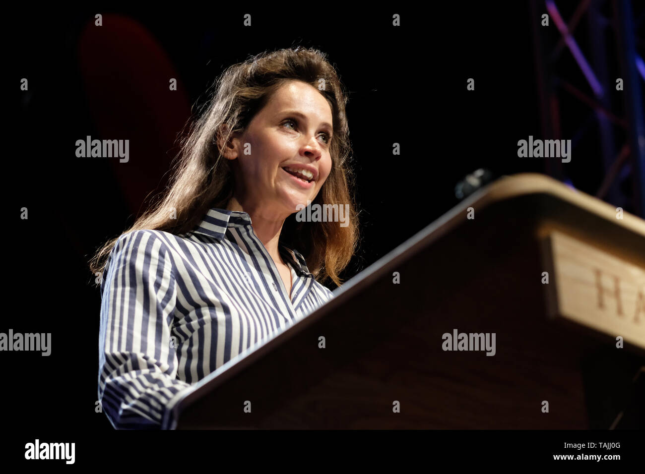 Hay Festival, Hay on Wye, Powys, Wales, UK - Sunday 26th May 2019 - Actress Felicity Jones reads an extract from the Diary of Anne Frank during the Diaries - Live Readings event at the Hay Festival.   Photo Steven May / Alamy Live News Stock Photo