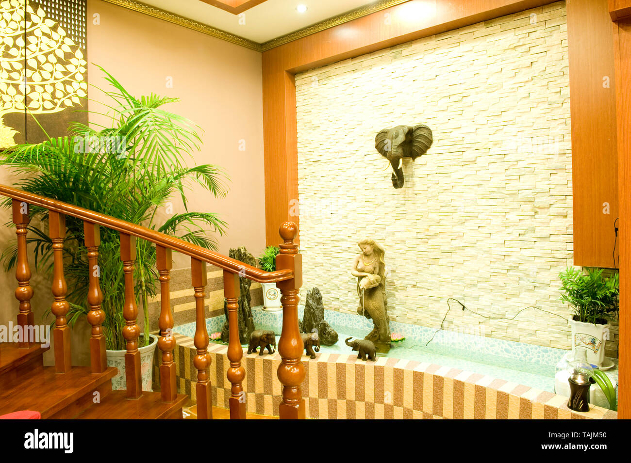 Decorated with luxurious lounge rooms Stock Photo - Alamy