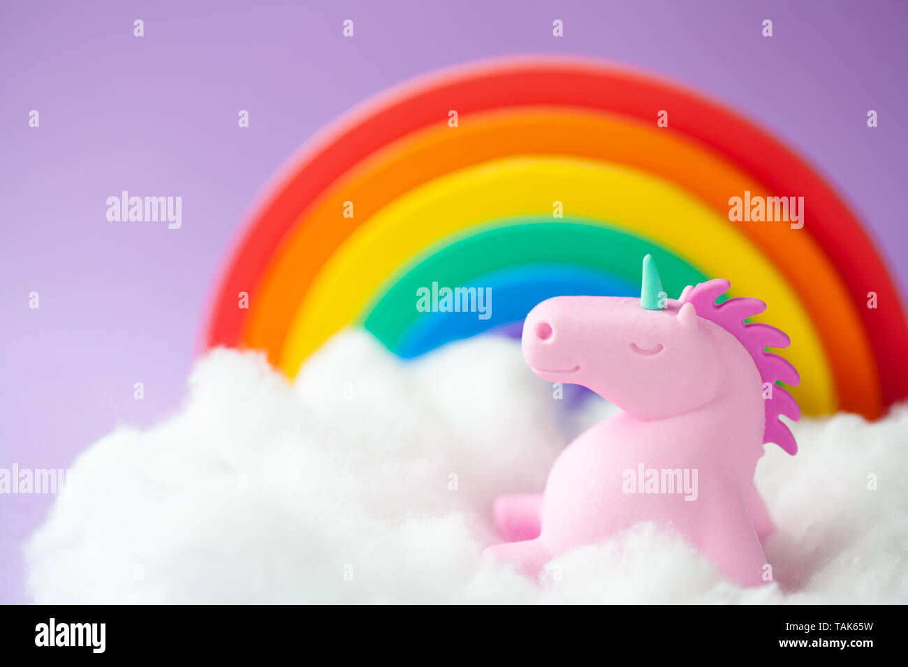 Unicorn on a cloud hi-res stock photography and images - Alamy