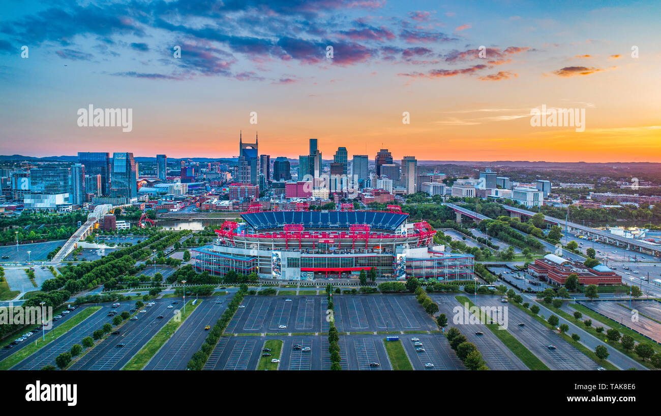 Usa nashville cityscape downtown aerial hires stock photography and