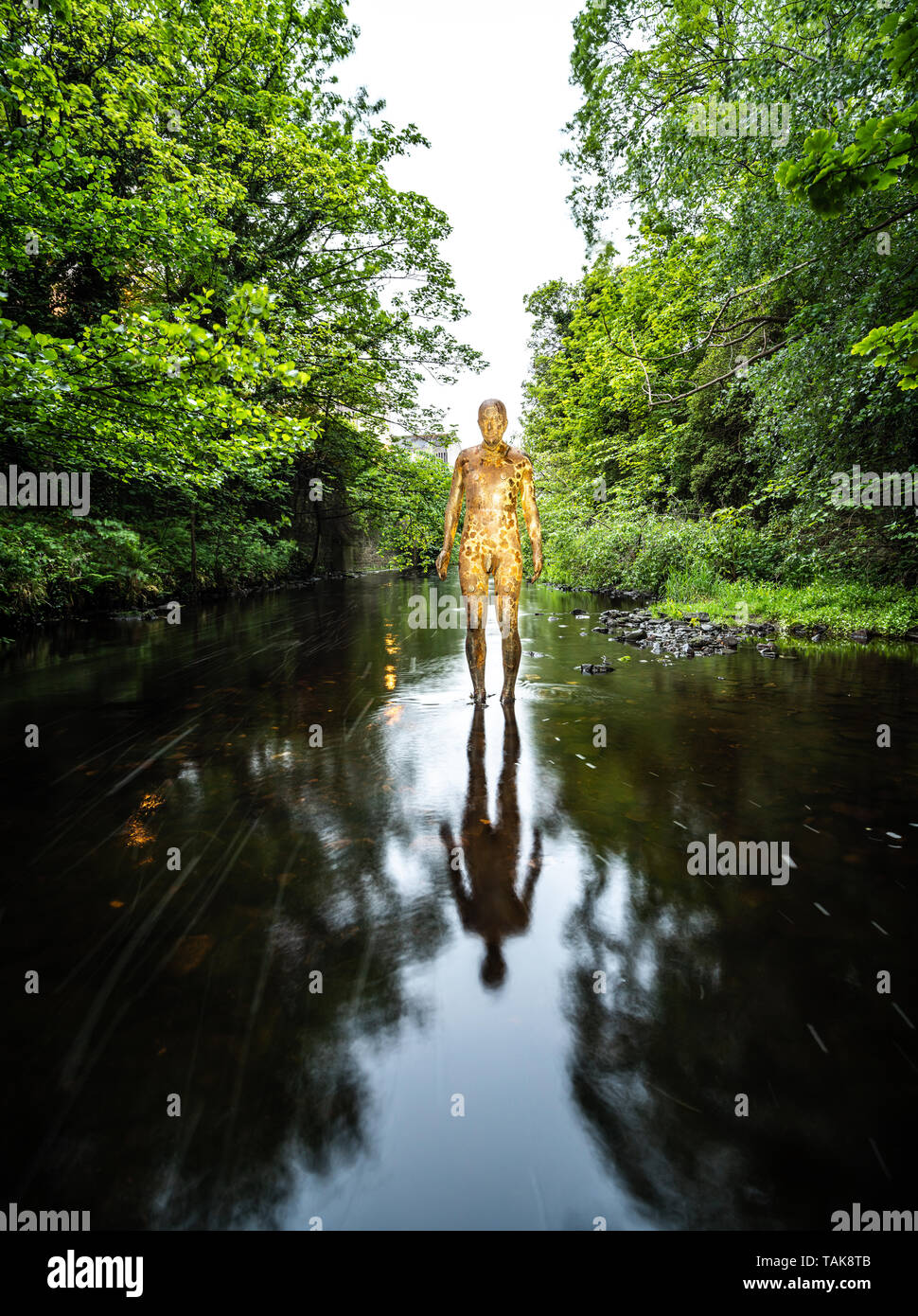 Antony gormley sculpture leith docks hires stock photography and