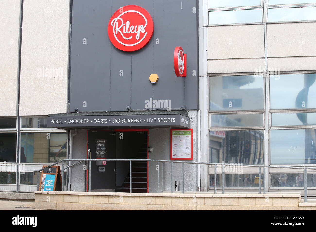 Filming 'The Only Way Is Essex' at Rileys Sports Bar in Harlow