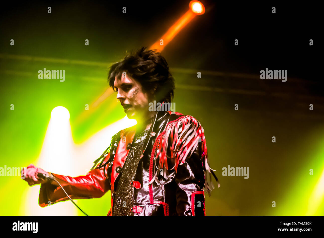 Motley crue album hi-res stock photography and images - Alamy