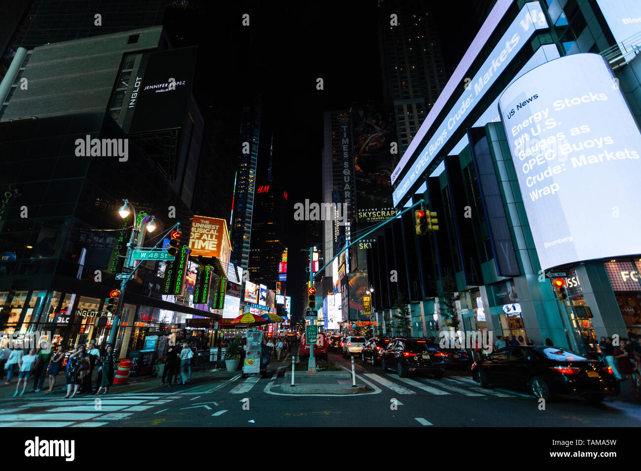 New york city rain night hi-res stock photography and images - Alamy