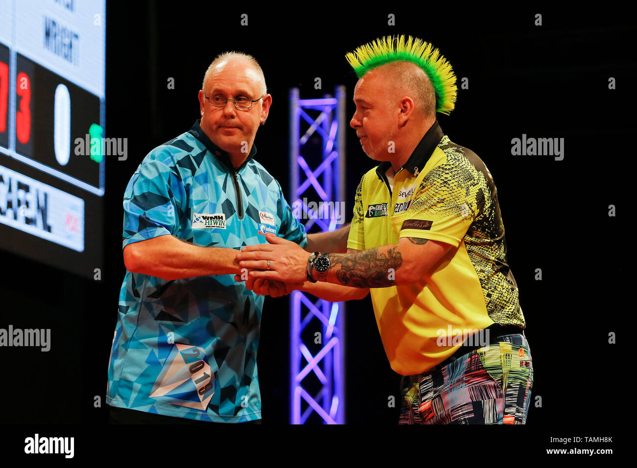 Zwolle, Netherlands. 26th May, 2019. ZWOLLE, 26Ð05-2019, IJsselhallen, PDC  Dutch Darts Masters, Ian White and Peter Wright Credit: Pro Shots/Alamy  Live News Stock Photo - Alamy