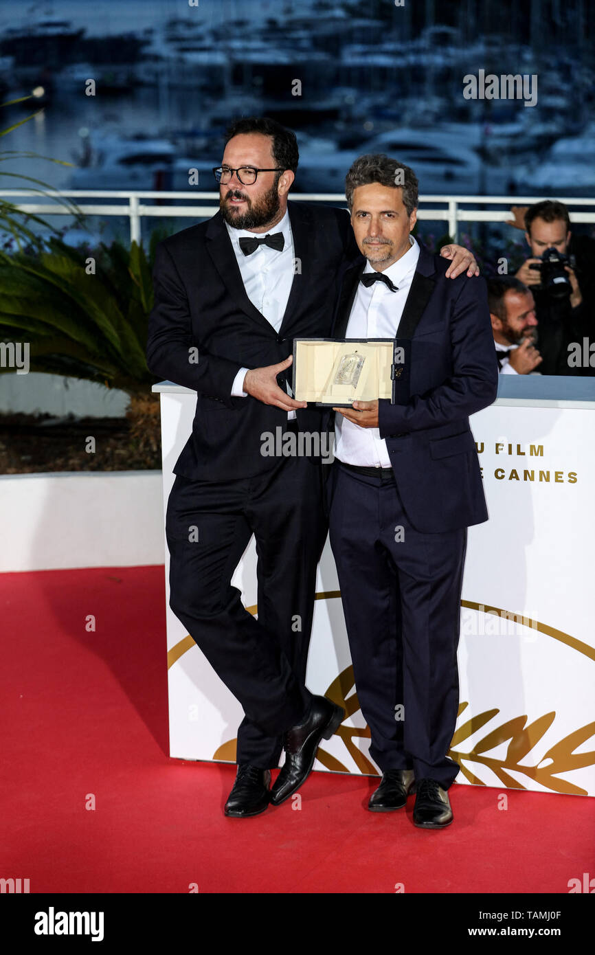 Cannes. 25th May, 2019. Juliano Dornelles and Kleber Mendonça Filho on LES  LAURÉATS DU 72e FESTIVAL DE CANNES Photocall during the 2019 Cannes Film  Festival on May 25, 2019 at Palais des
