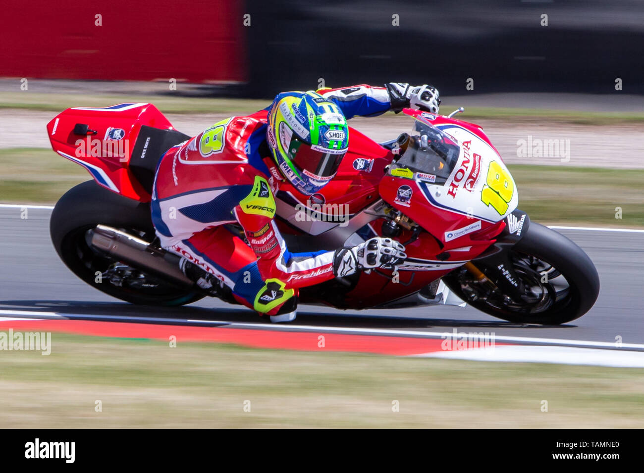 Andrew irwin hi-res stock photography and images - Alamy