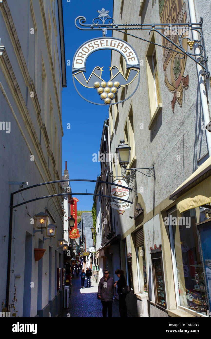 Drosselgasse at Ruedesheim, Unesco world heritage site, Upper Middle Rhine Valley, Rheingau, Hesse, Germany Stock Photo