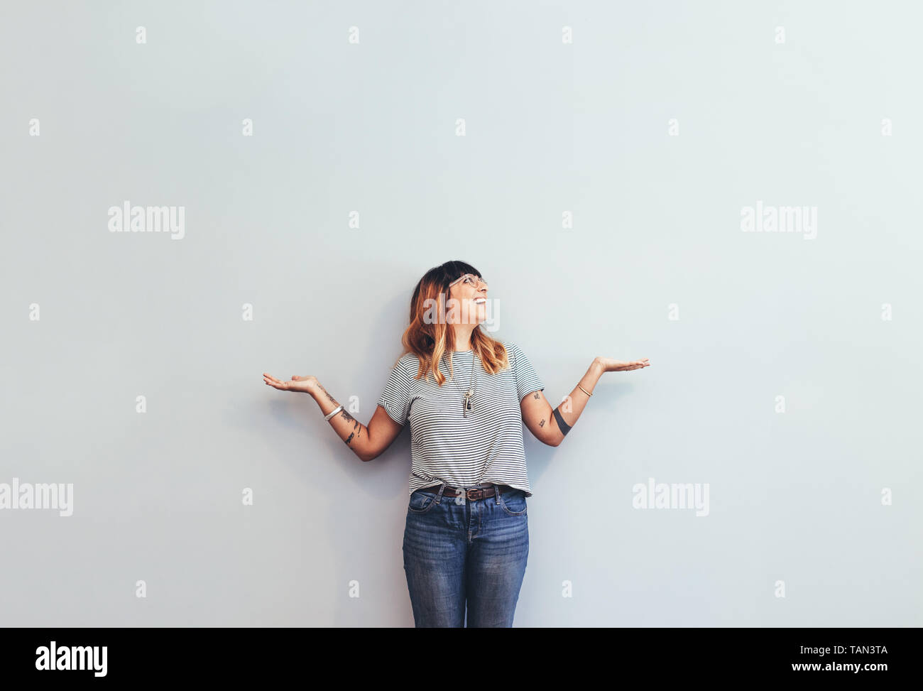 Woman palms up hi-res stock photography and images - Alamy