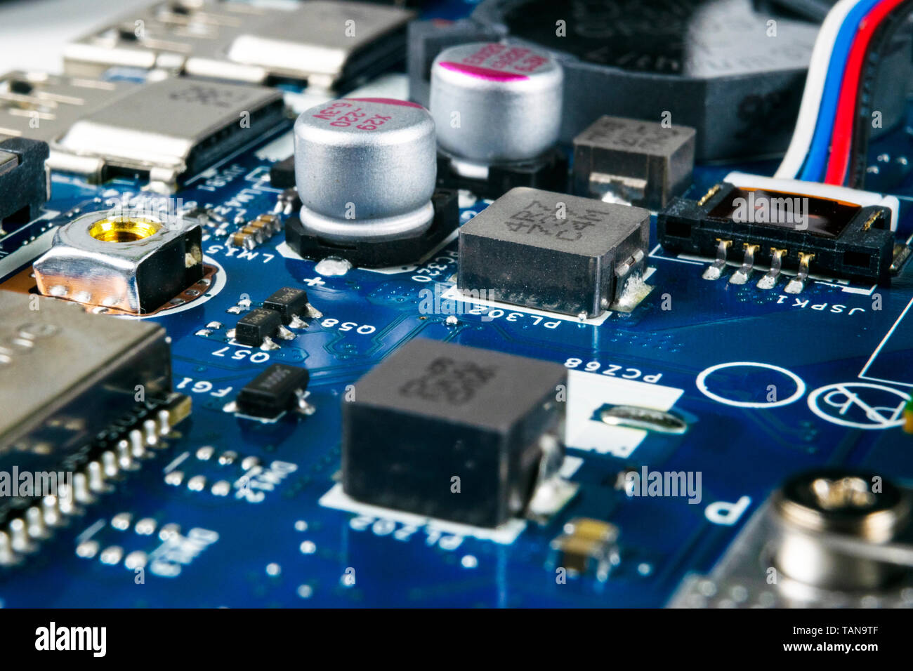 Microchip microchips micro resistors hi-res stock photography and ...