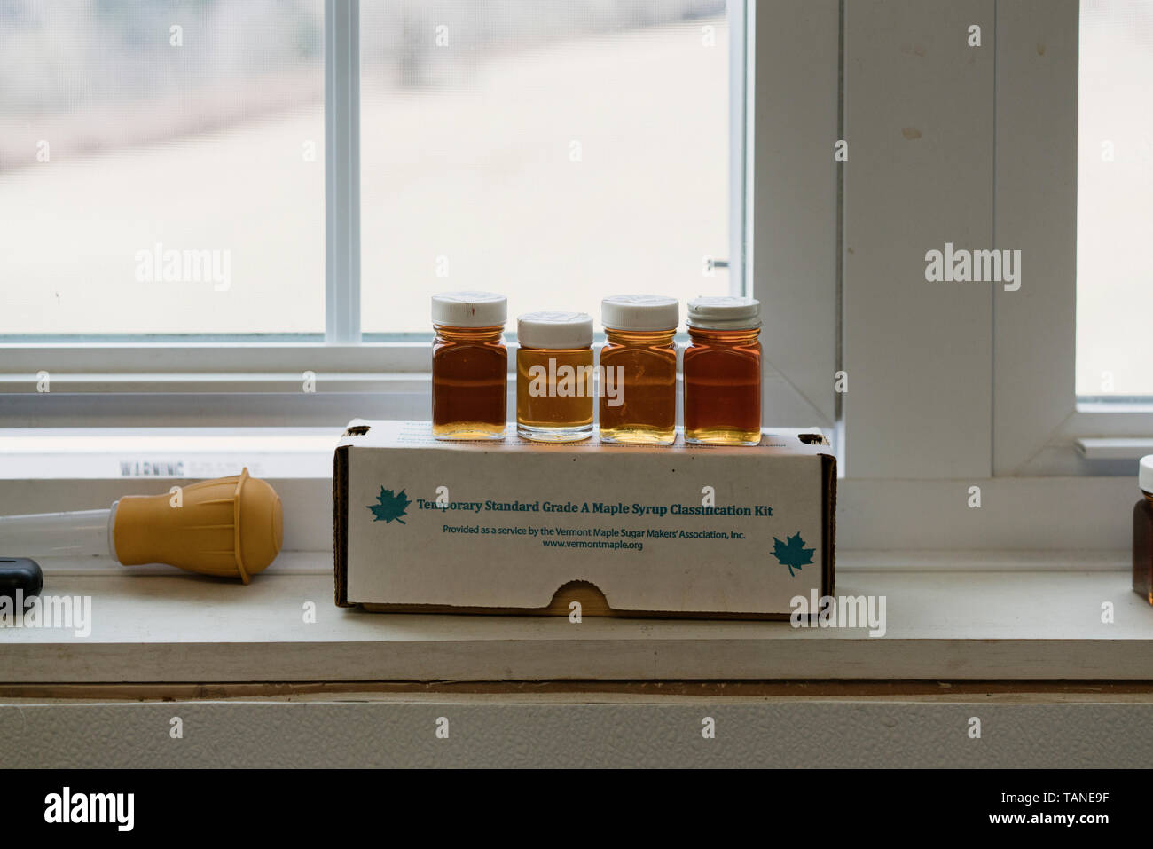 Grade a maple syrup hi-res stock photography and images - Alamy