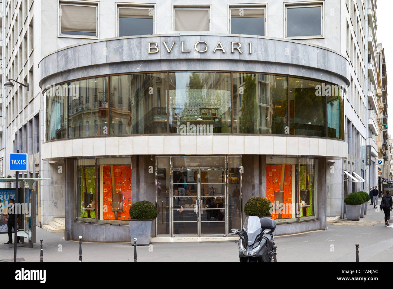 PARIS, FRANCE - JULY 22, 2017: Bulgari luxury store in avenue George V in Paris, France. Stock Photo