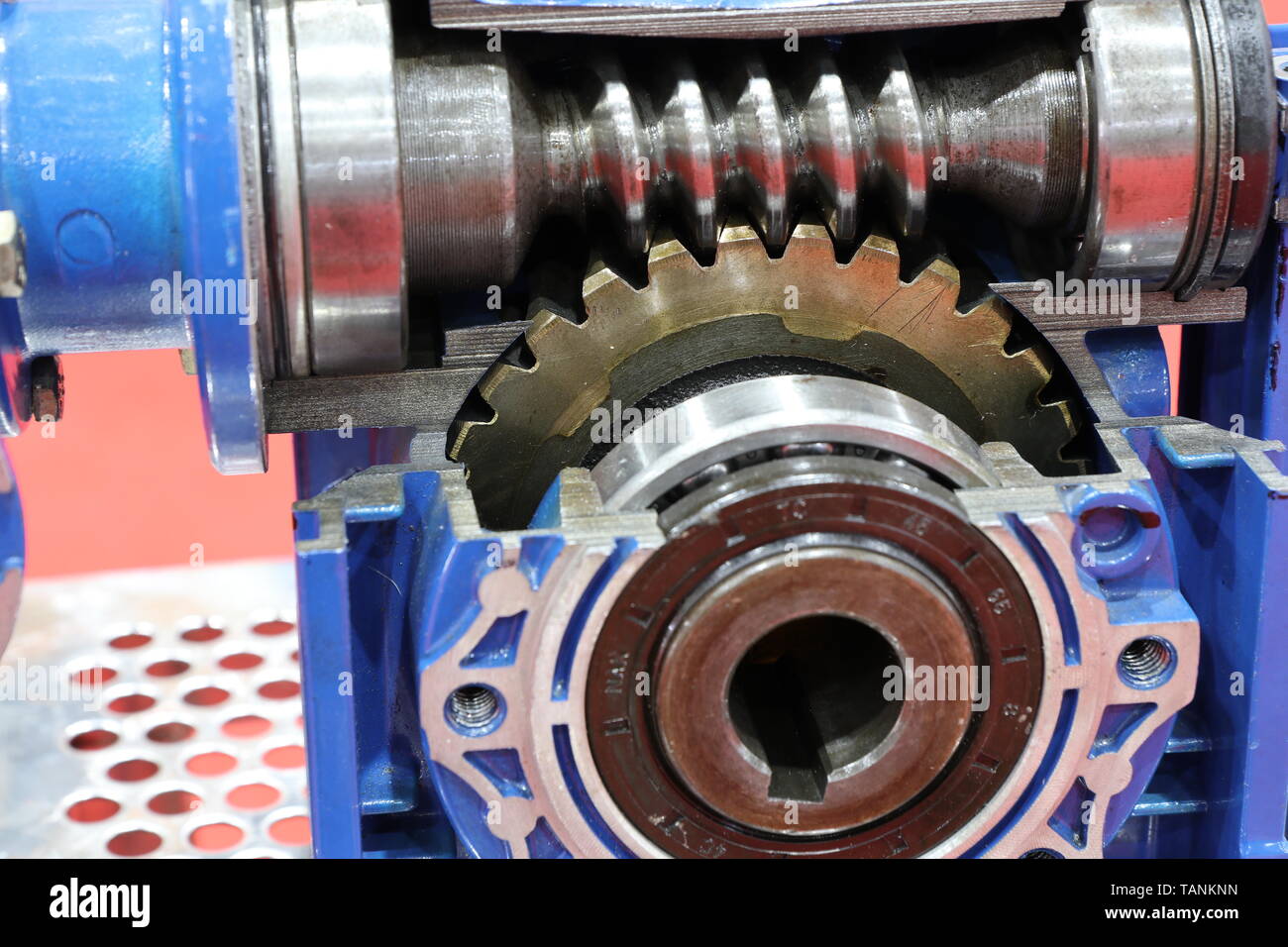 Worm Gear High Resolution Stock Photography and Images Alamy