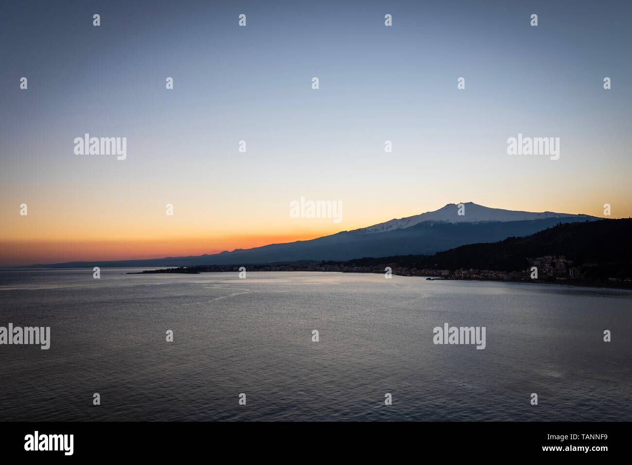 Mount Etna Summit Craters Hi res Stock Photography And Images Alamy