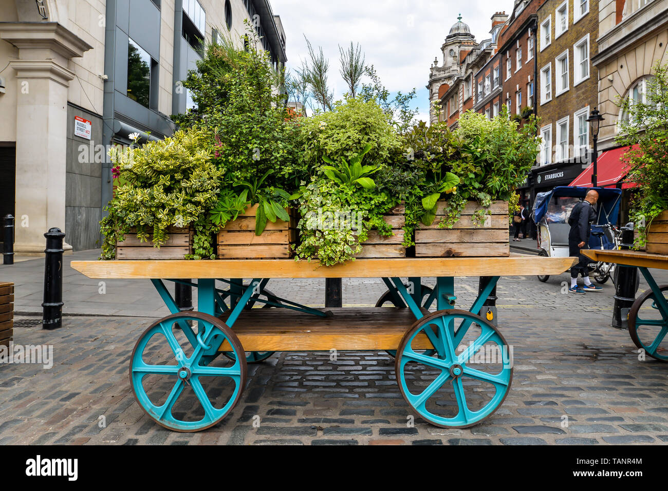 London covent gardens market street hires stock photography and images
