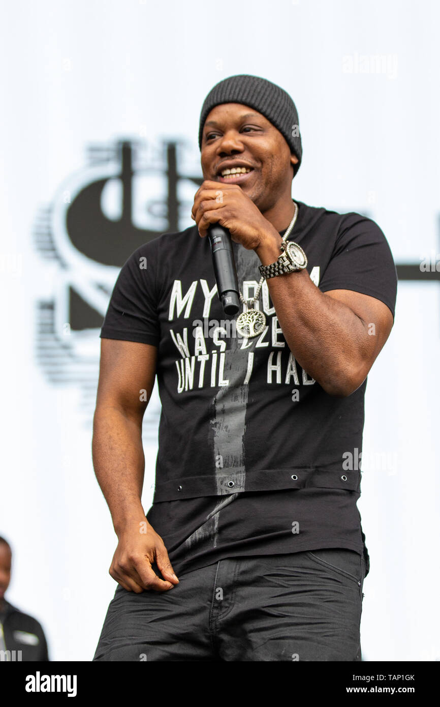 May 26, 2019 - Napa, California, U.S - Rapper TOO SHORT (TODD ANTHONY SHAW)  during the BottleRock Music Festival in Napa, California (Credit Image: ©  Daniel DeSlover/ZUMA Wire Stock Photo - Alamy