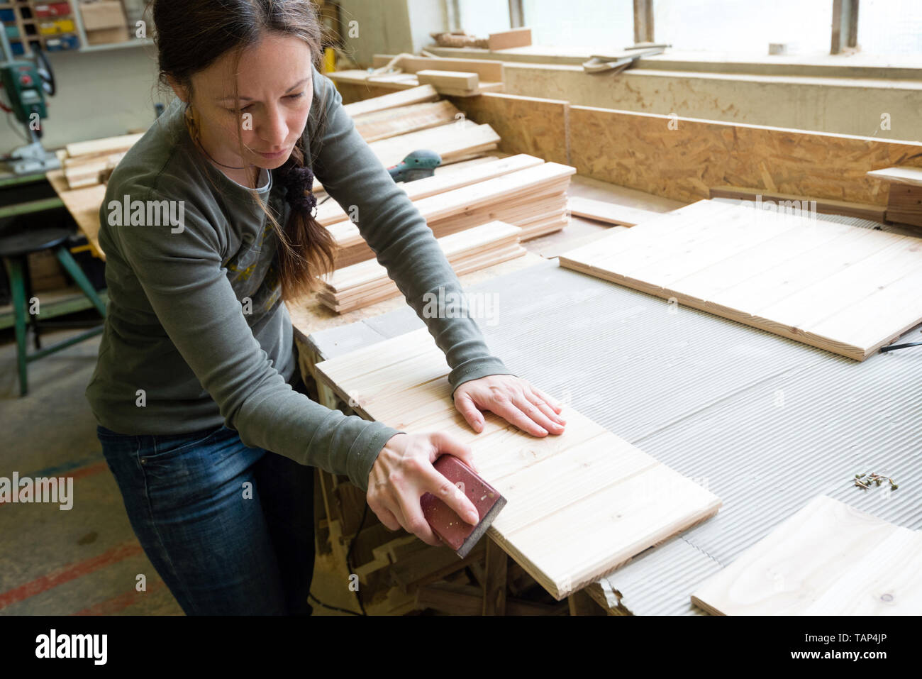 Woman sanding hires stock photography and images Alamy