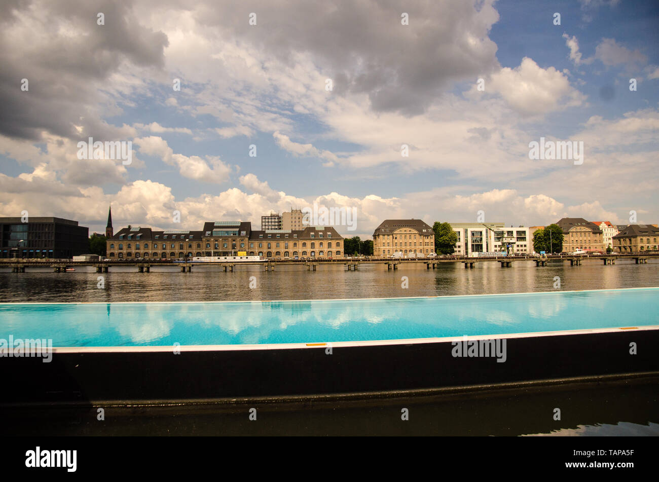 Badeschiff an der Arena, floating swimming pool on Spree river in