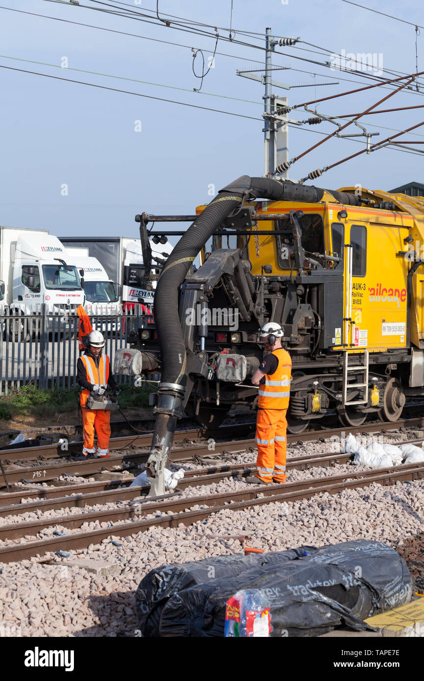Railcare Railvac Sucking up ballast around pointwork on the west coast
