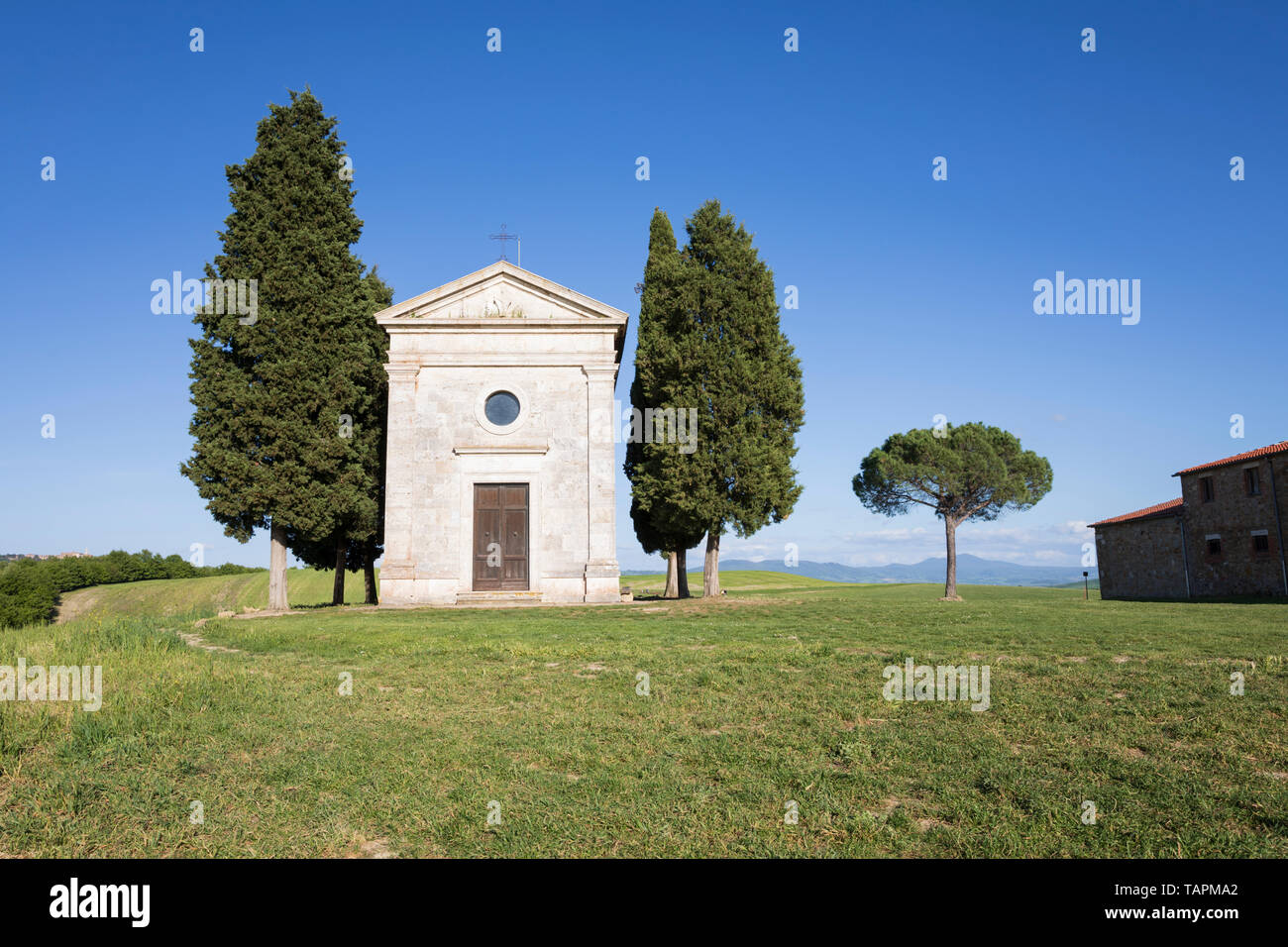 Cappella Madonna di Vitaleta chapel, San Quirico d'Orcia, Siena Province, Tuscany, Italy, Europe Stock Photo