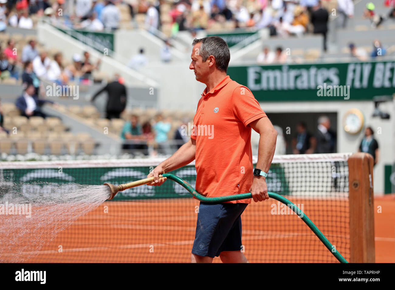 27th May 2019, Roland Garros, paris, France; French Open Tennis tournament;  The courts gets a watering Stock Photo - Alamy