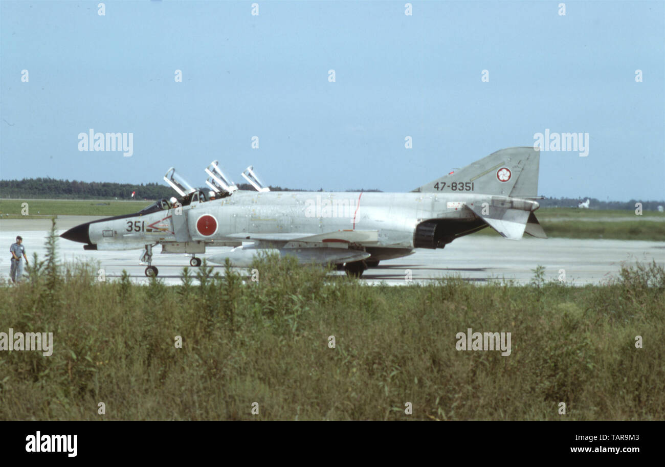 Japanische Luftwaffe JASDF Mitsubishi F-4EJ Phantom II - Japanese Air Force / Japan Air Self Defence Force Mitsubishi F-4EJ Phantom II Stock Photo