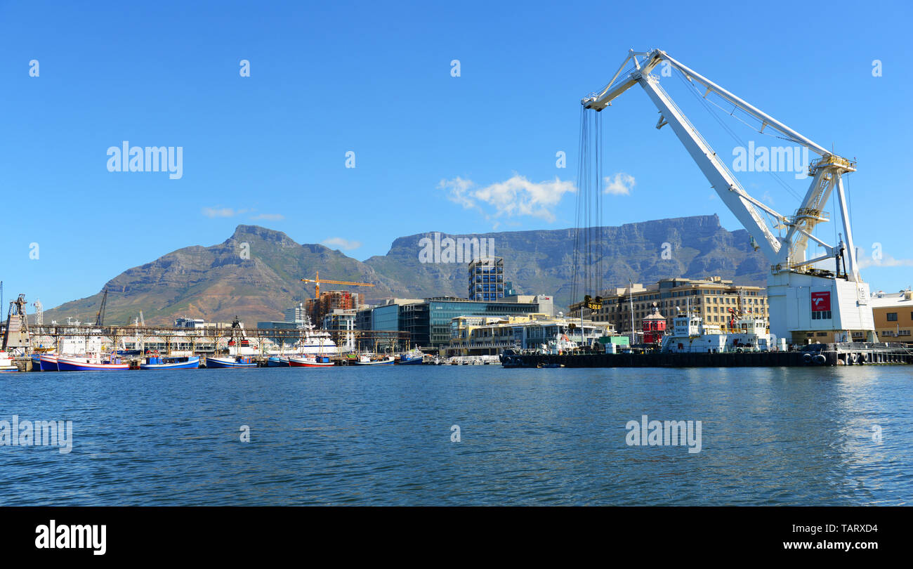 The Sea port of Cape Town, South Africa Stock Photo - Alamy