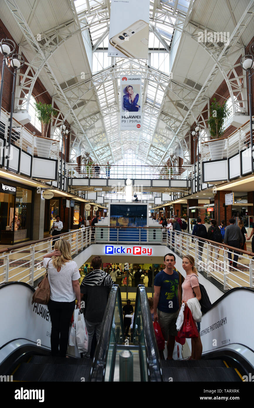 Cape town waterfront shopping mall hires stock photography and images